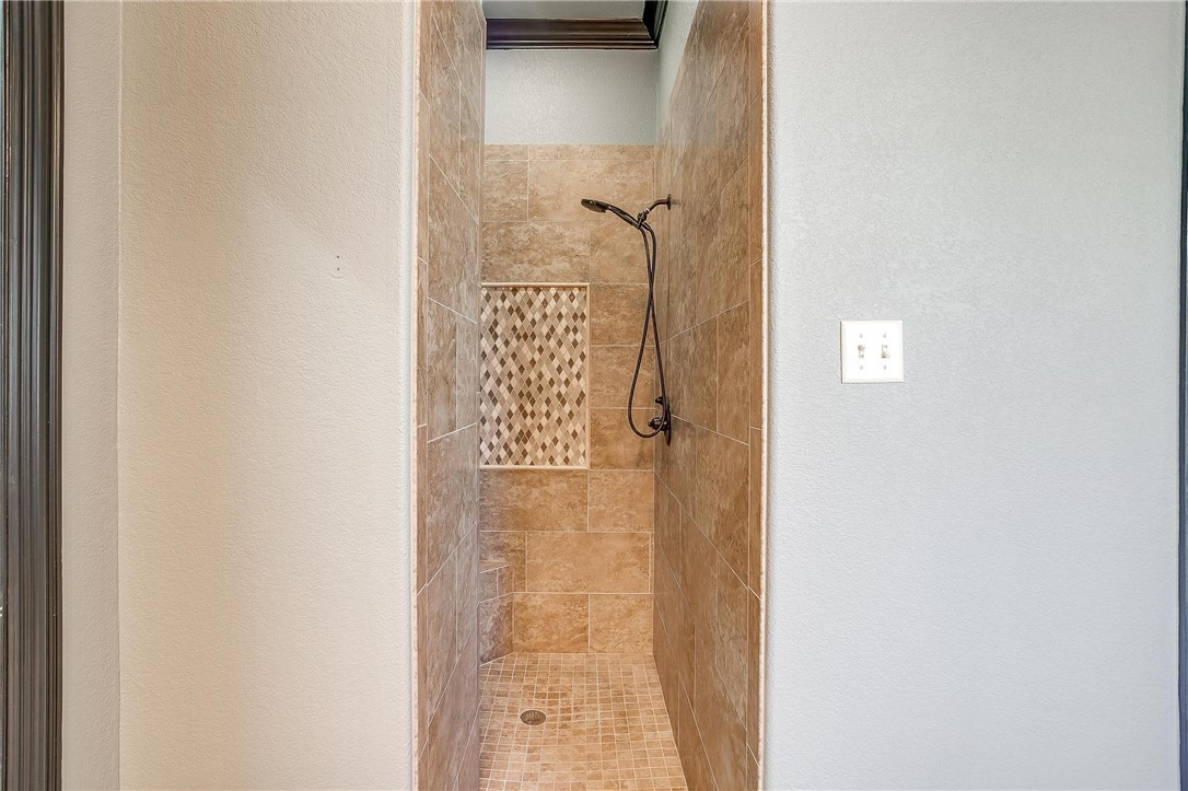 2217 Augustine Waco, TX 76712 - Photo 33 of 63