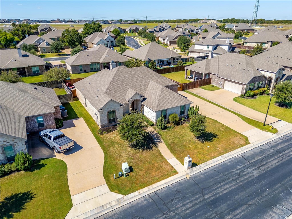 2217 Augustine Waco, TX 76712 - Photo 6 of 63