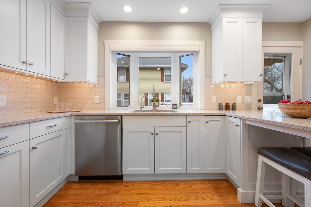 17 George Street Framingham, MA 01702 - Photo 9 of 38