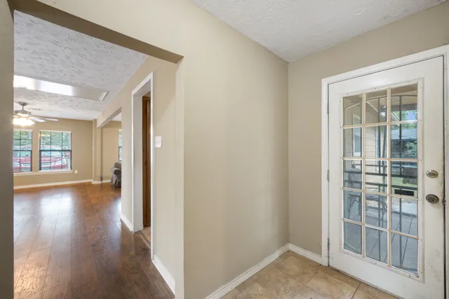 $275,000 | 130 Airway Drive, Houston, TX 77037