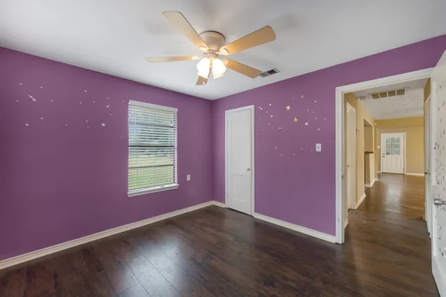 $275,000 | 130 Airway Drive, Houston, TX 77037