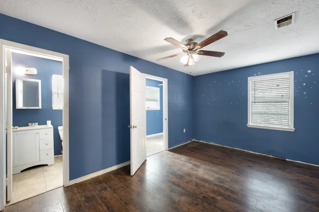 $275,000 | 130 Airway Drive, Houston, TX 77037