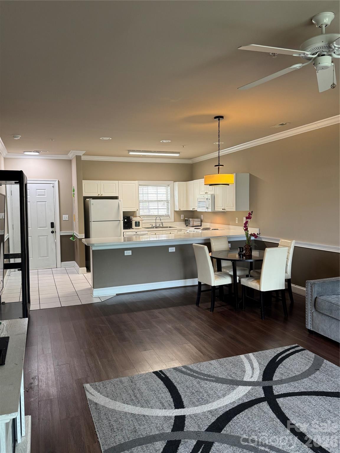 8923 Meadow Vista Road Charlotte, NC 28213 - Photo 3 of 6