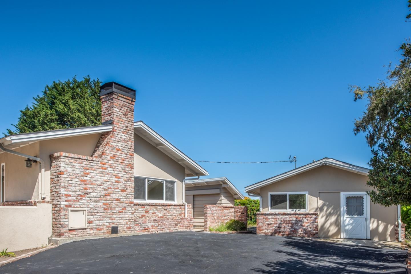 1160 Sylvan Road Monterey, CA 93940 - Photo 33 of 45 Gallery Image 33