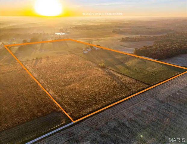 $995,000 | 3605 County Road 230, Fulton, MO 65251