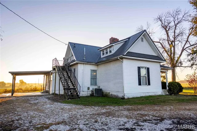 $995,000 | 3605 County Road 230, Fulton, MO 65251