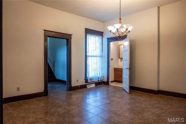 $995,000 | 3605 County Road 230, Fulton, MO 65251