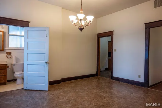 $995,000 | 3605 County Road 230, Fulton, MO 65251