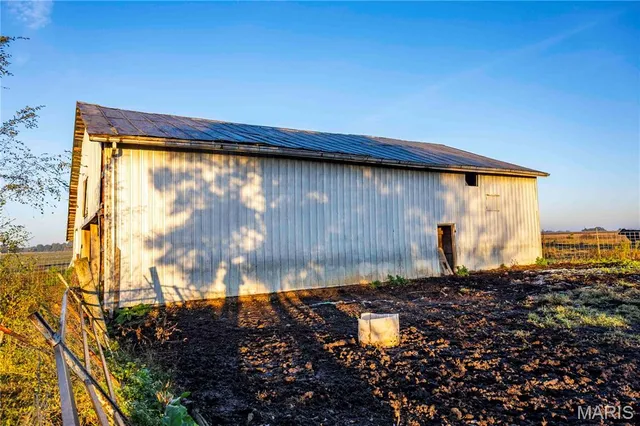 $995,000 | 3605 County Road 230, Fulton, MO 65251