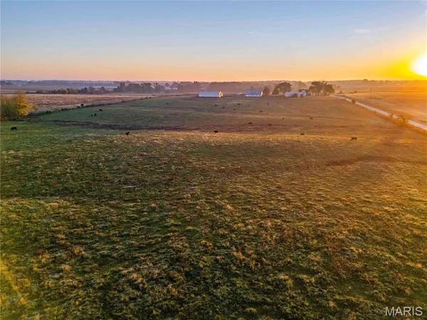 $995,000 | 3605 County Road 230, Fulton, MO 65251