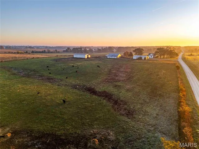 $995,000 | 3605 County Road 230, Fulton, MO 65251