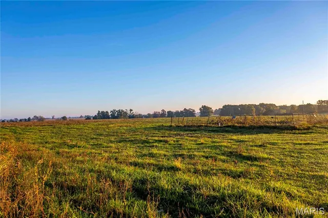 $995,000 | 3605 County Road 230, Fulton, MO 65251