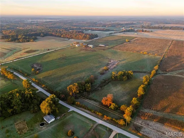 $995,000 | 3605 County Road 230, Fulton, MO 65251