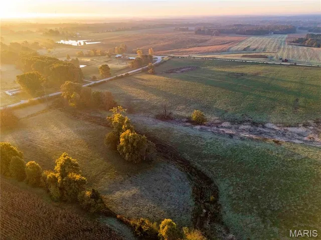 $995,000 | 3605 County Road 230, Fulton, MO 65251