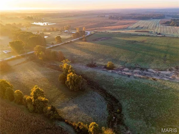 $995,000 | 3605 County Road 230, Fulton, MO 65251