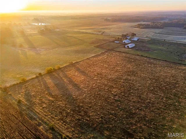 $995,000 | 3605 County Road 230, Fulton, MO 65251