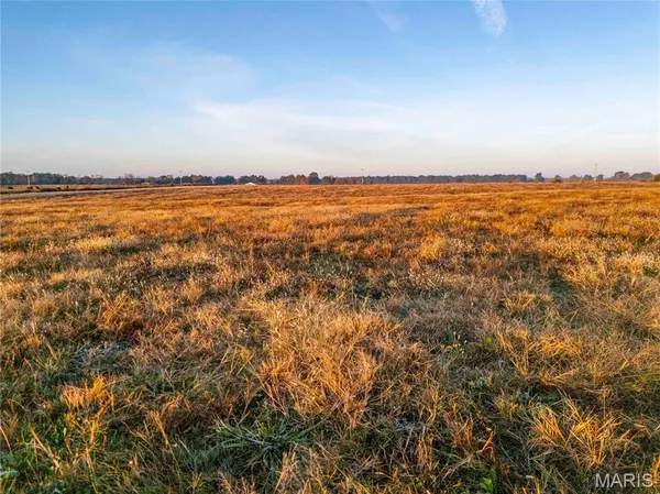 $995,000 | 3605 County Road 230, Fulton, MO 65251