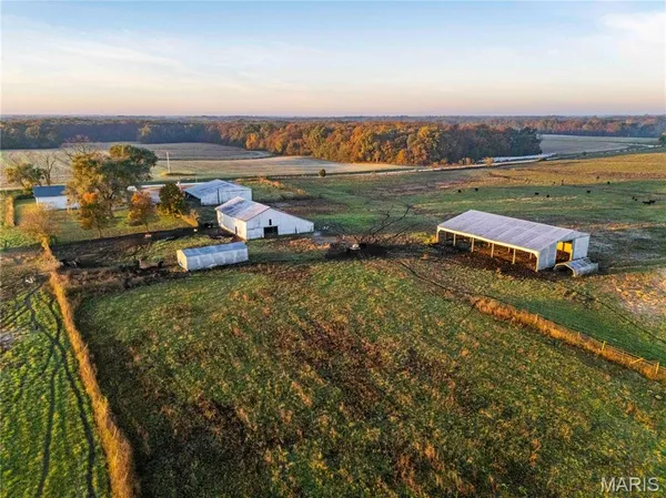 $995,000 | 3605 County Road 230, Fulton, MO 65251