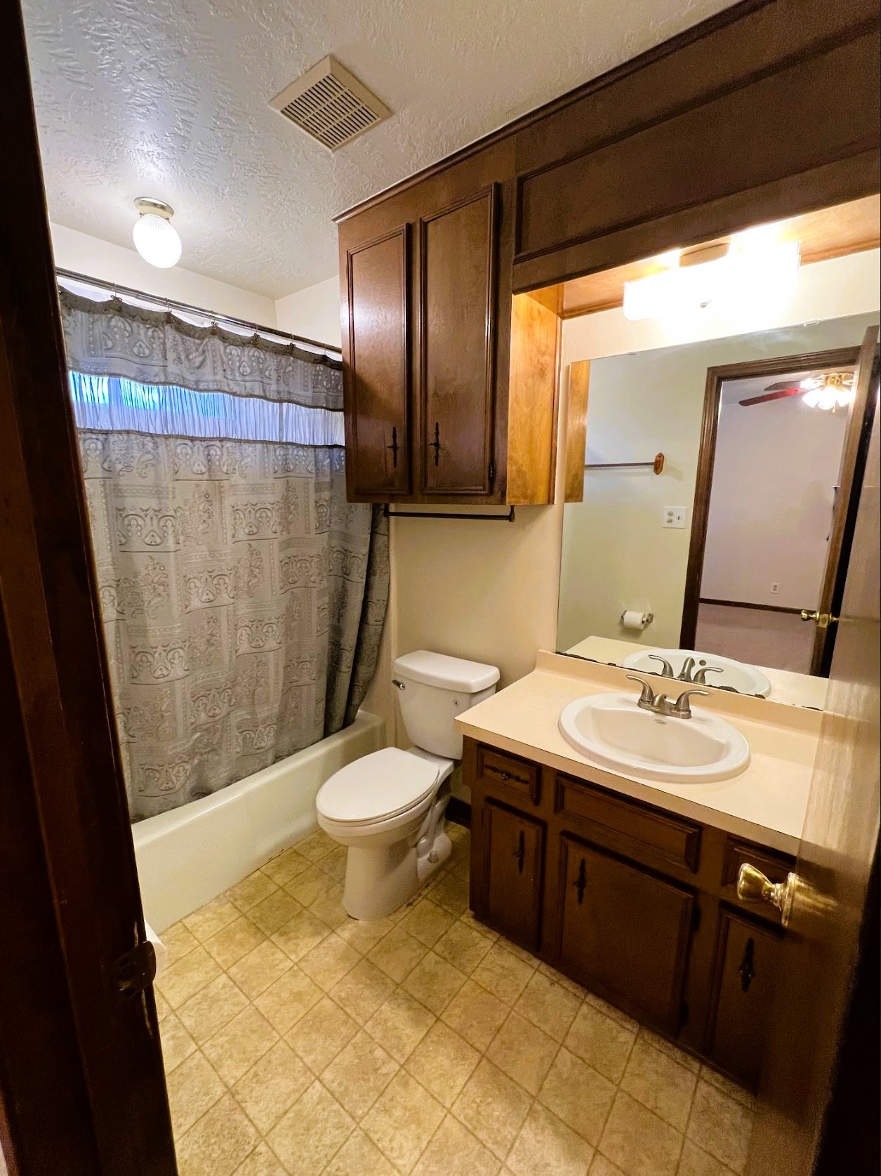 102 Briar Ridge Drive Bellville, TX 77418 - Photo 11 of 14 a bathroom with a sink and a mirror
