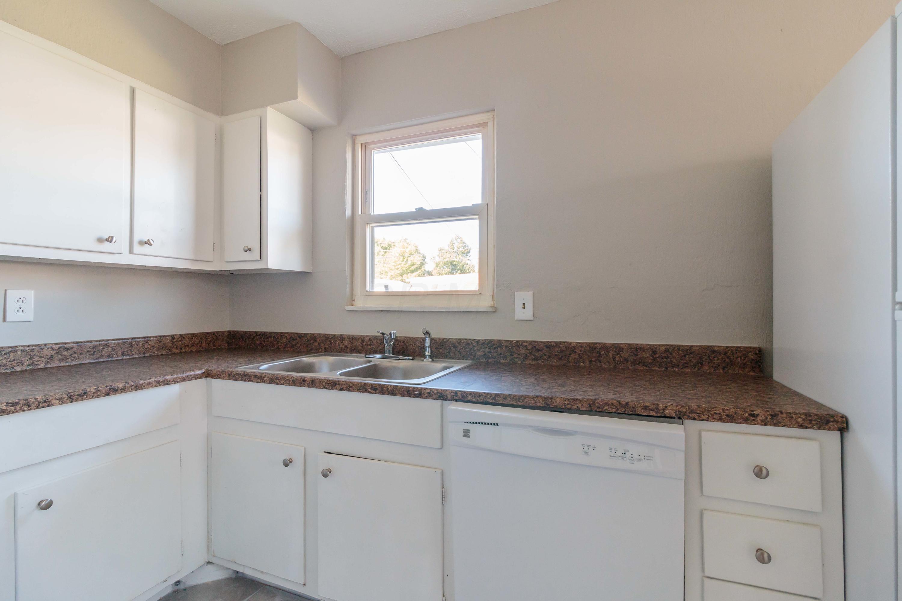 295 Oxley Road Columbus, OH 43228 - Photo 17 of 49 Gallery Image 17