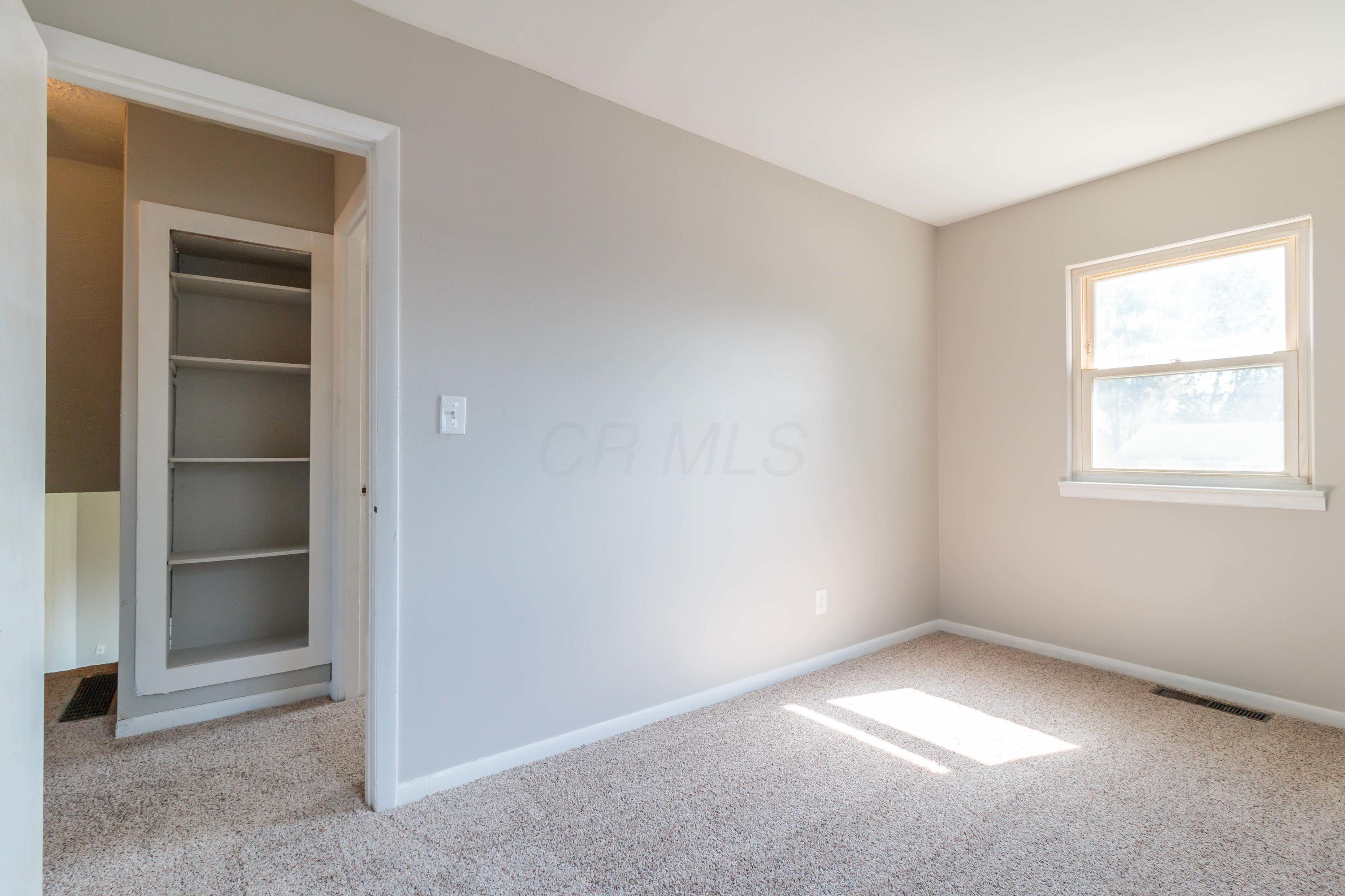 295 Oxley Road Columbus, OH 43228 - Photo 29 of 49 Gallery Image 29