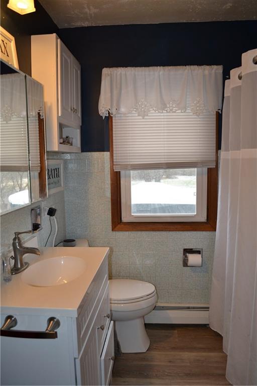 1493 Butler Road Worthington, PA 16262 - Photo 8 of 18 The updated main floor bathroom