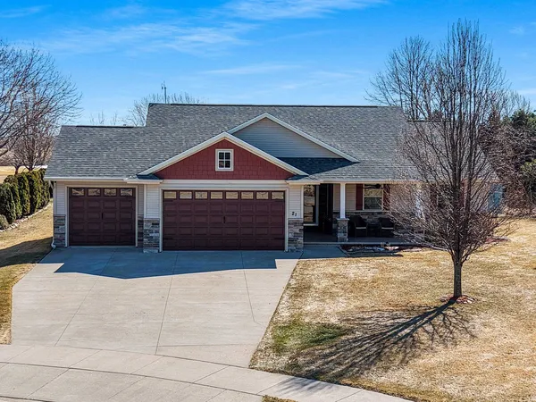 $489,900 | 21 Links Court, Kaukauna, WI 54130