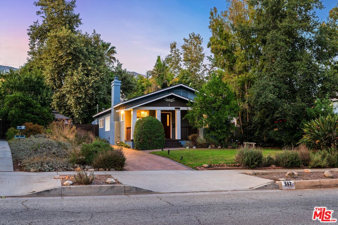 557 East Woodbury Road Altadena, CA 91001 - Photo 3 of 47 Gallery Image 3