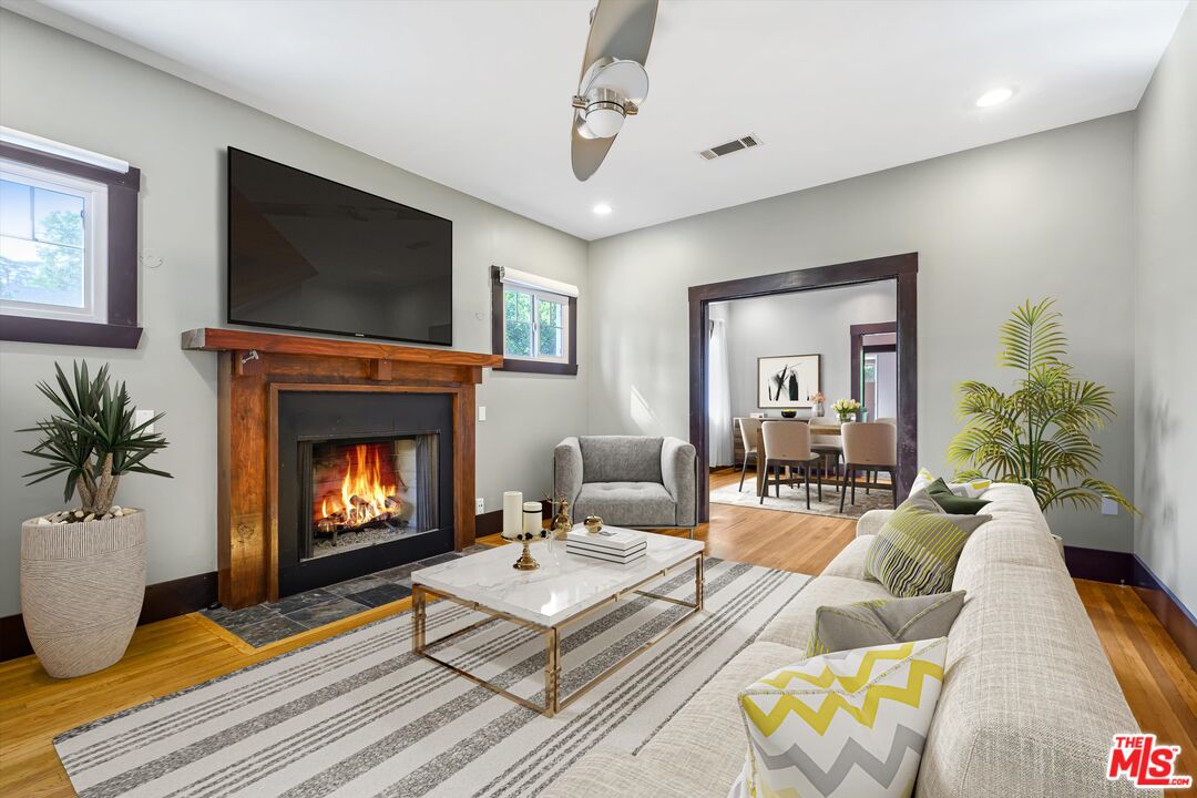557 East Woodbury Road Altadena, CA 91001 - Photo 7 of 47 Gallery Image 7