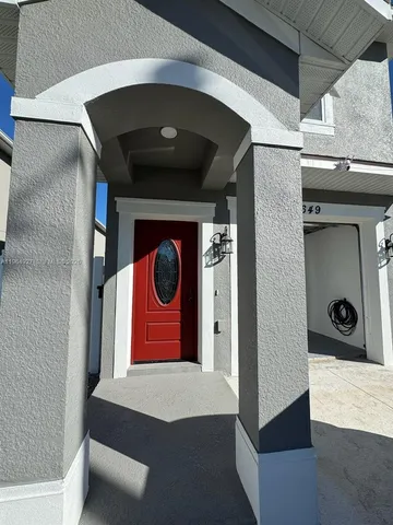 $3,100 | 649 North Lincoln Street, Unit 649, Kissimmee, FL 34741