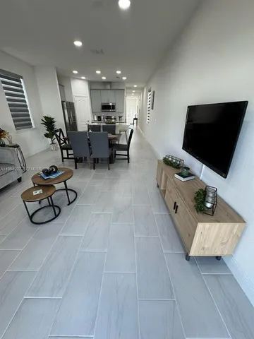 $3,100 | 649 North Lincoln Street, Unit 649, Kissimmee, FL 34741