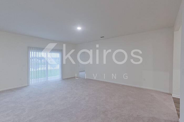 653 Castillo Drive Loris, SC 29569 - Photo 2 of 24