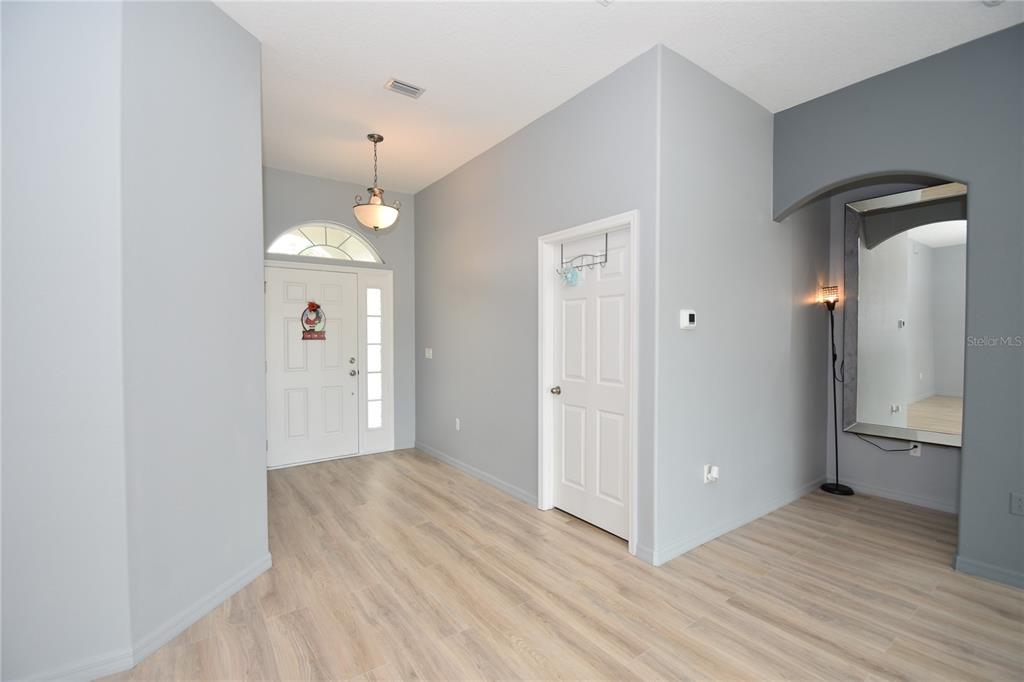 2 Rae Place Palm Coast, FL 32164 - Photo 4 of 39