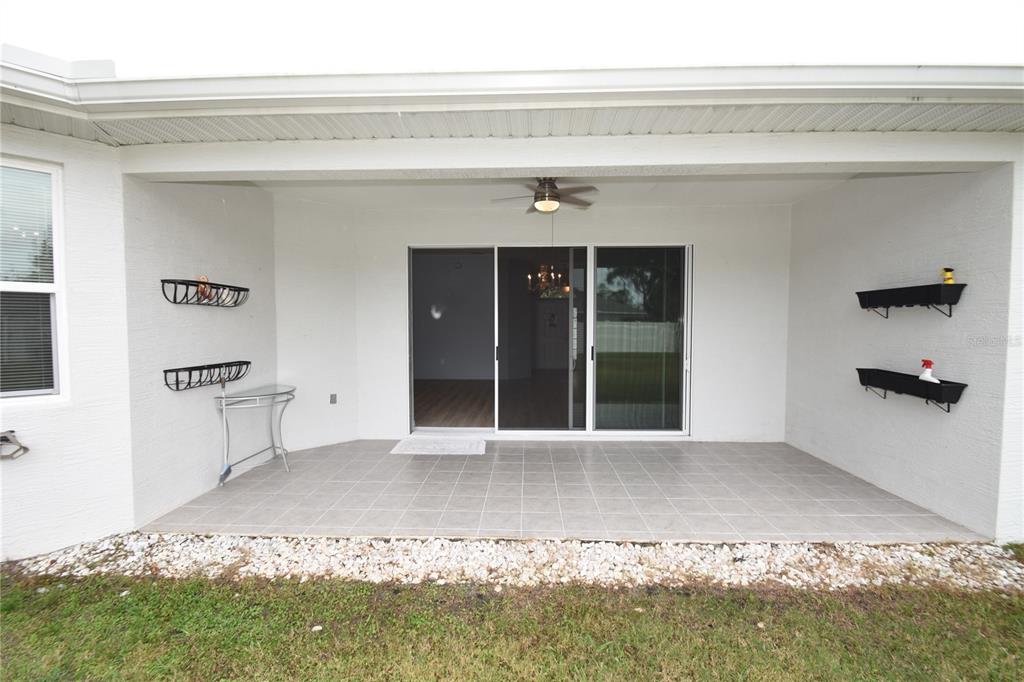 2 Rae Place Palm Coast, FL 32164 - Photo 10 of 39