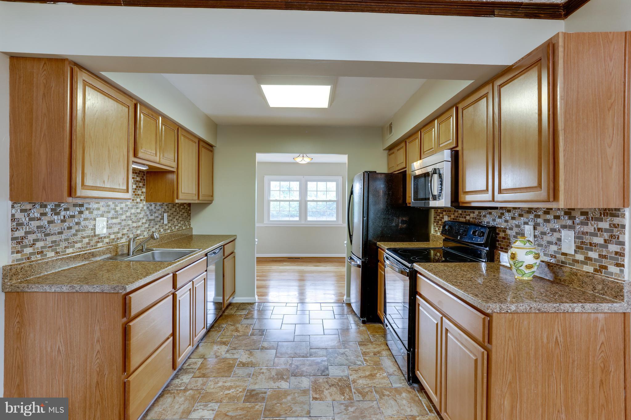 8412 Schultz Road Clinton, MD 20735 - Photo 3 of 30 Kitchen