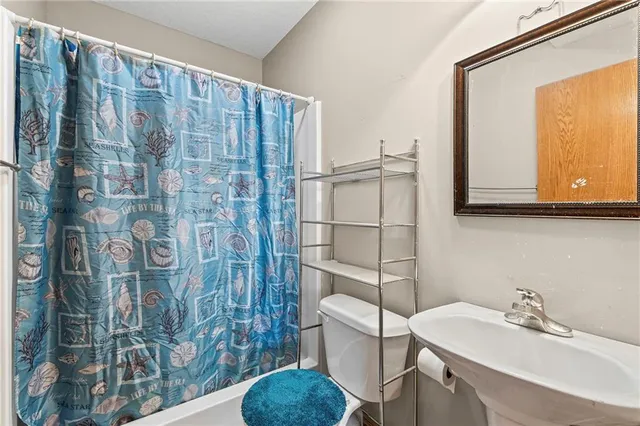 $350,000 | 3212 Morton Lane, St. Joseph, MO 64506