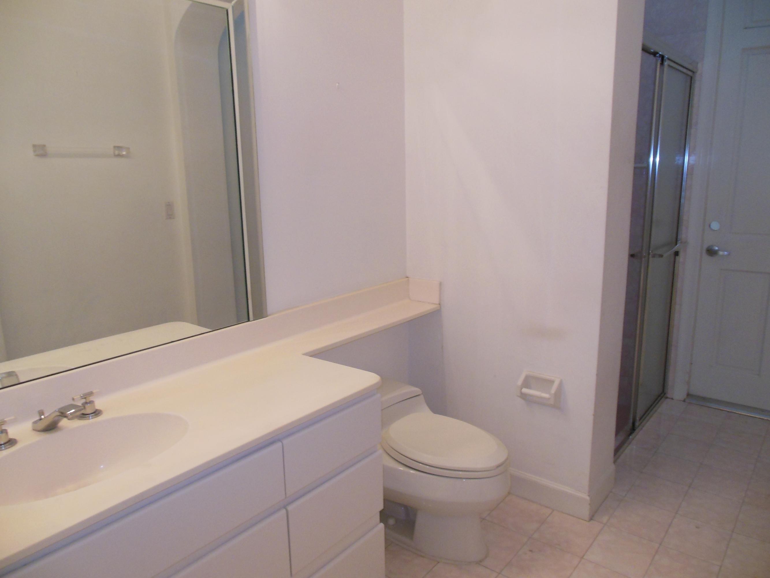 2771 Northwest 49th Street Boca Raton, FL 33434 - Photo 15 of 32 Full Cabanna Bathroom