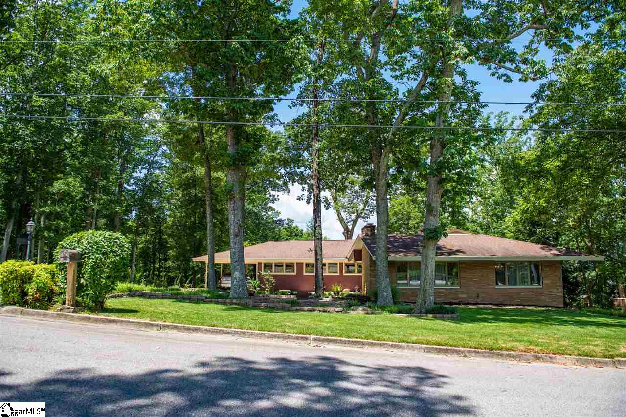 209 Blue Ridge Drive Greer, SC 29651 - Photo 29 of 36 Gallery Image 29