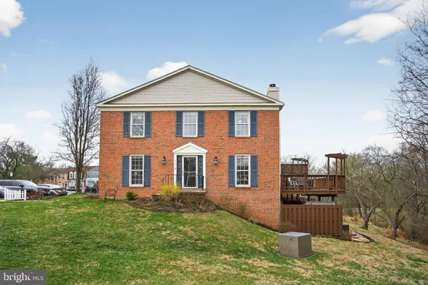 $685,000 | 3912 Kernstown Court, Fairfax, VA 22033