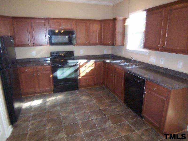 4022 Chinese Fir Trail Raleigh, NC 27610 - Photo 5 of 11 Gallery Image 5