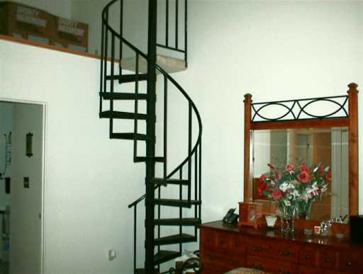 1808 Kenzie Road Pittsburgh, PA 15205 - Photo 6 of 7 Gallery Image 6