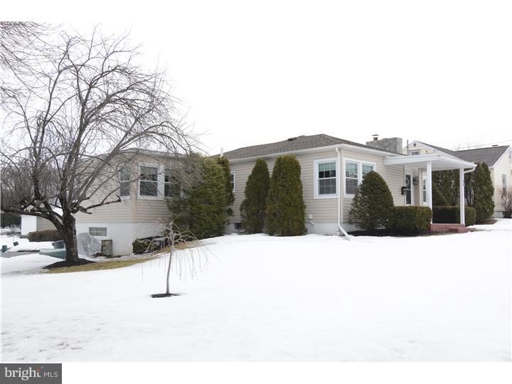 823-825 Van Reed Road Reading, PA 19610 - Photo 1 of 21 Gallery Image 1