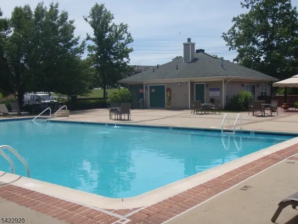 $399,900 | 204 Red Crest Lane, Unit 204, Somerville, NJ 08876