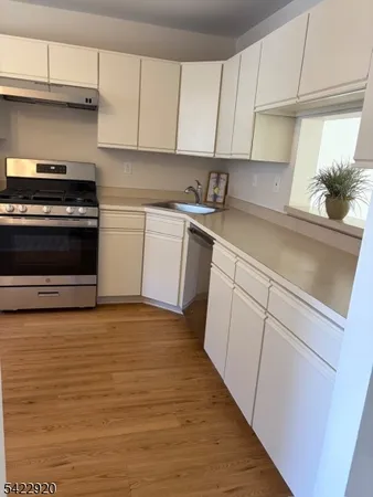 $399,900 | 204 Red Crest Lane, Unit 204, Somerville, NJ 08876