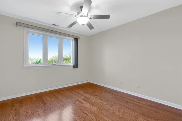 $249,000 | 400 East Dundee Road, Unit 408, Buffalo Grove, IL 60089