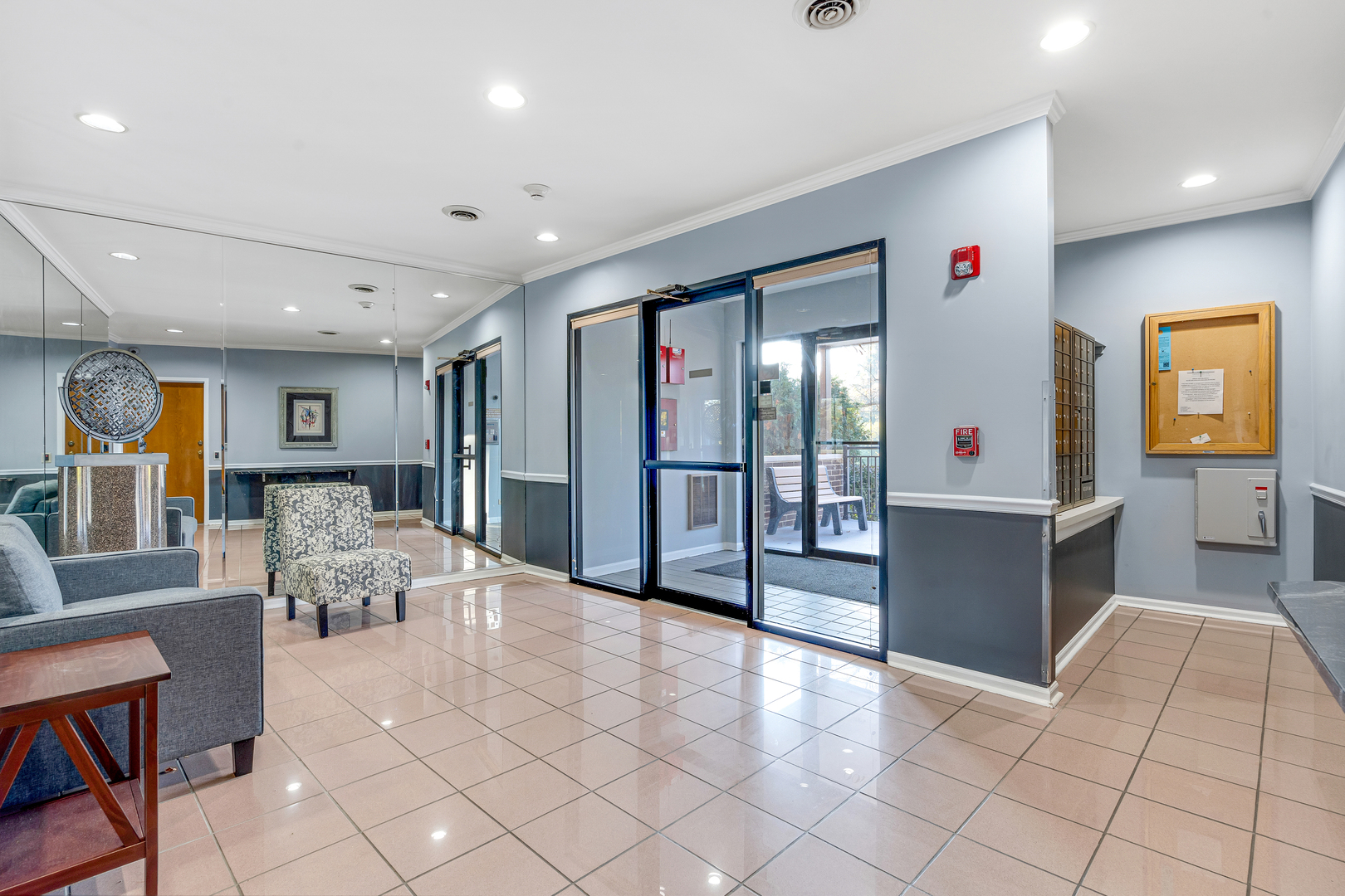 400 East Dundee Road, Unit 408 Buffalo Grove, IL 60089 - Photo 2 of 24 a view of a living room and entryway