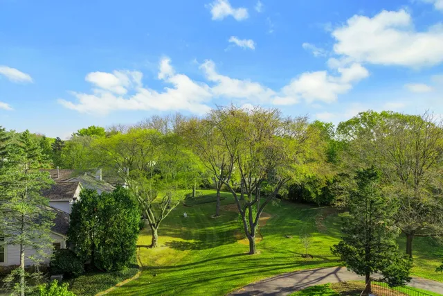 $249,000 | 400 East Dundee Road, Unit 408, Buffalo Grove, IL 60089