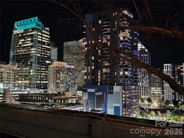 $610,000 | 333 West Trade Street, Unit 1202, Charlotte, NC 28202