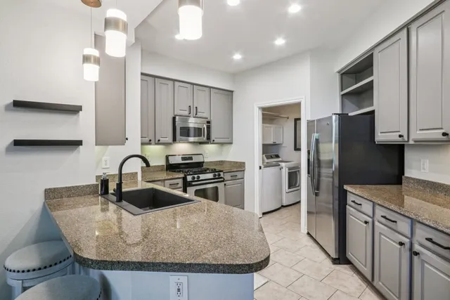 $395,000 | 300 San Gabriel Village Boulevard, Unit 423, Georgetown, TX 78626