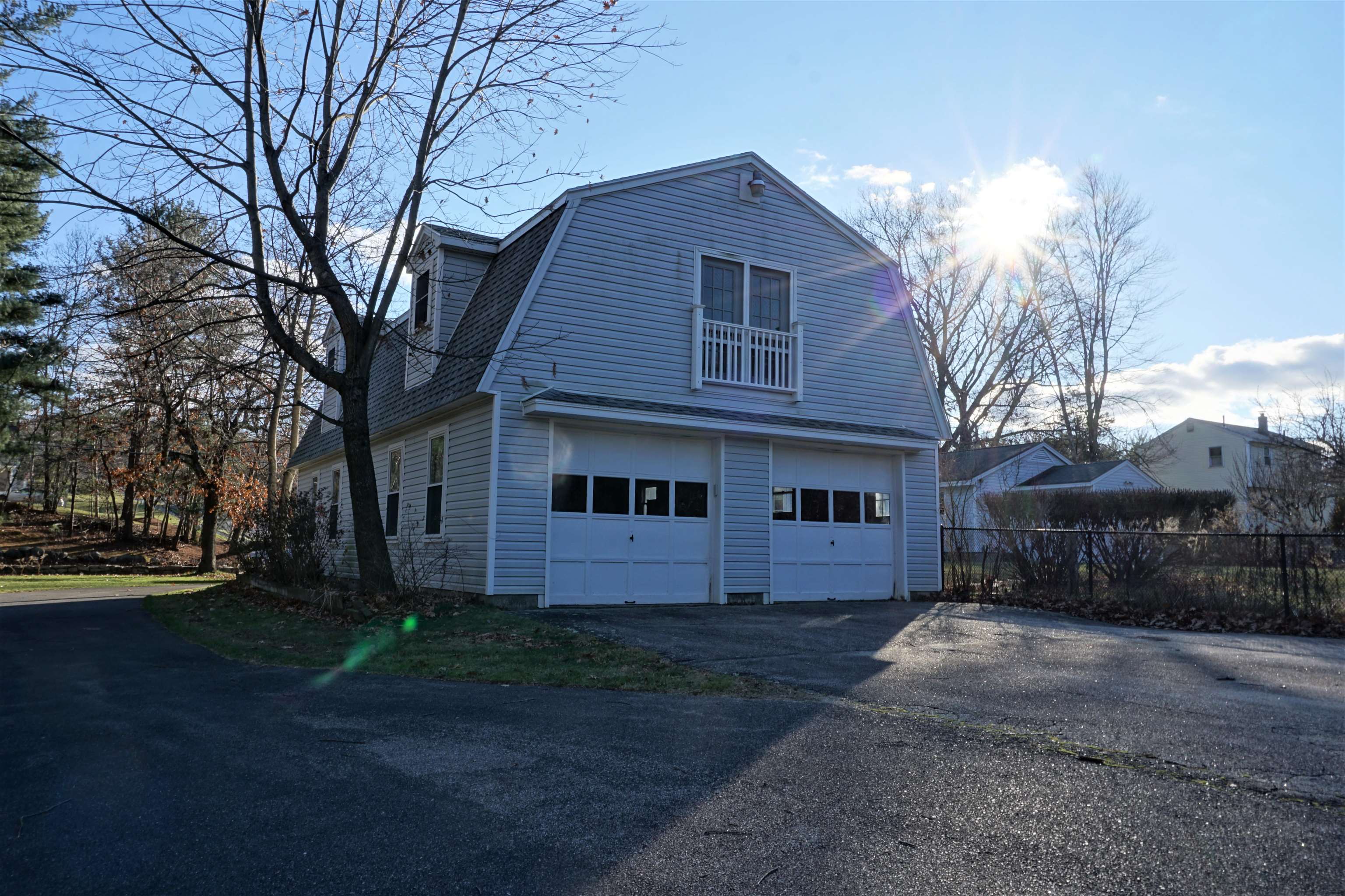76 Ridge Road Nashua, NH 03062 - Photo 22 of 34